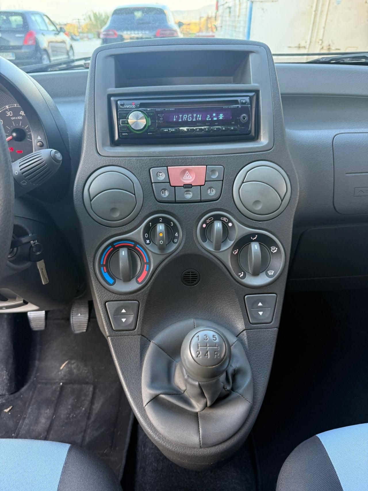 Fiat Panda 1.2 benzina 60cv neopatentati uniproprietario