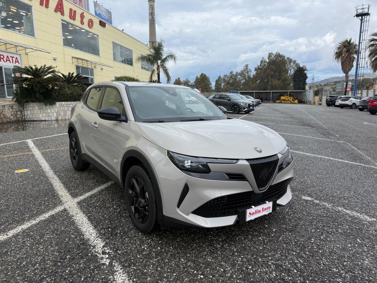 Alfa Romeo Junior 1.2 136 CV Hybrid eDCT6