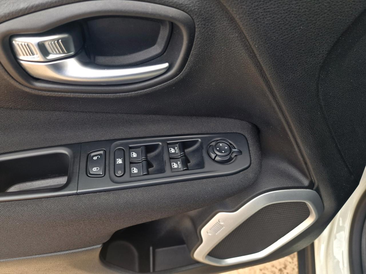 Jeep Renegade 1.6 Mjt 120 CV Longitude
