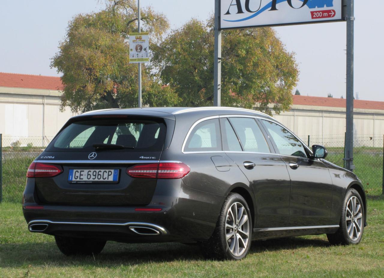 Mercedes Classe E Station Wagon E SW 220 d Sport 4matic auto