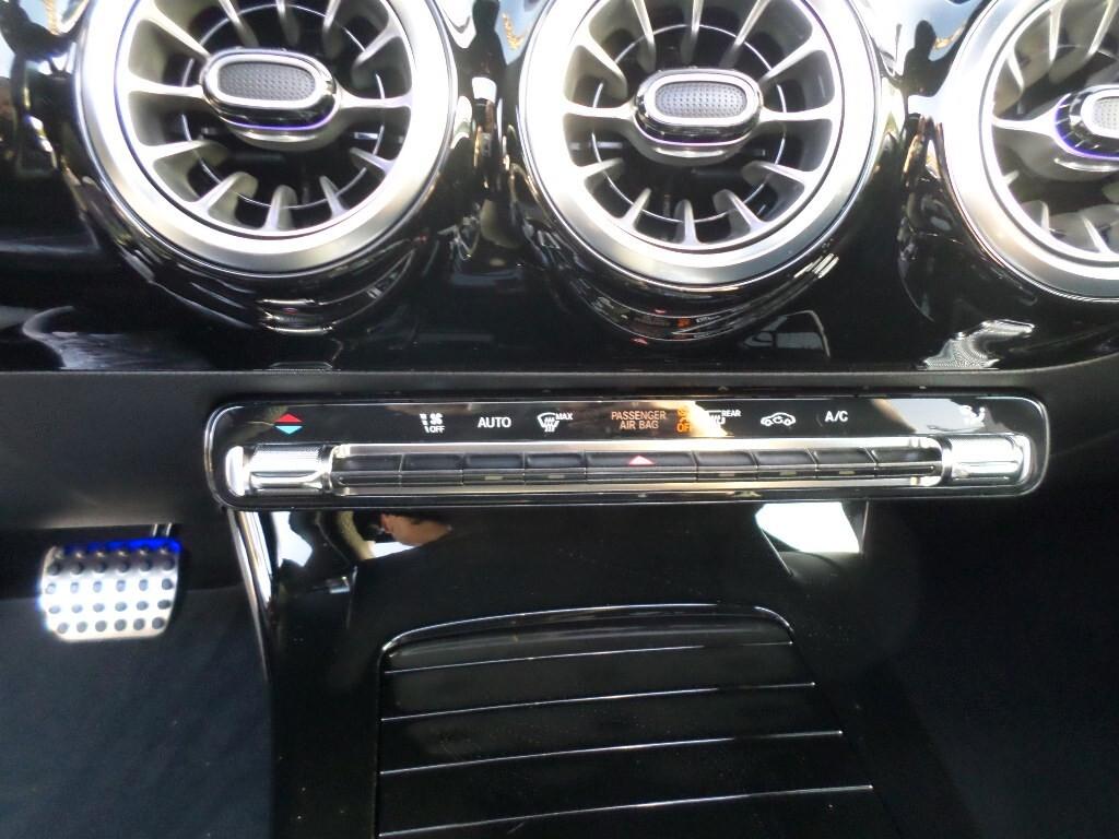 Mercedes-benz A 200 d Automatic AMG Line Advanced