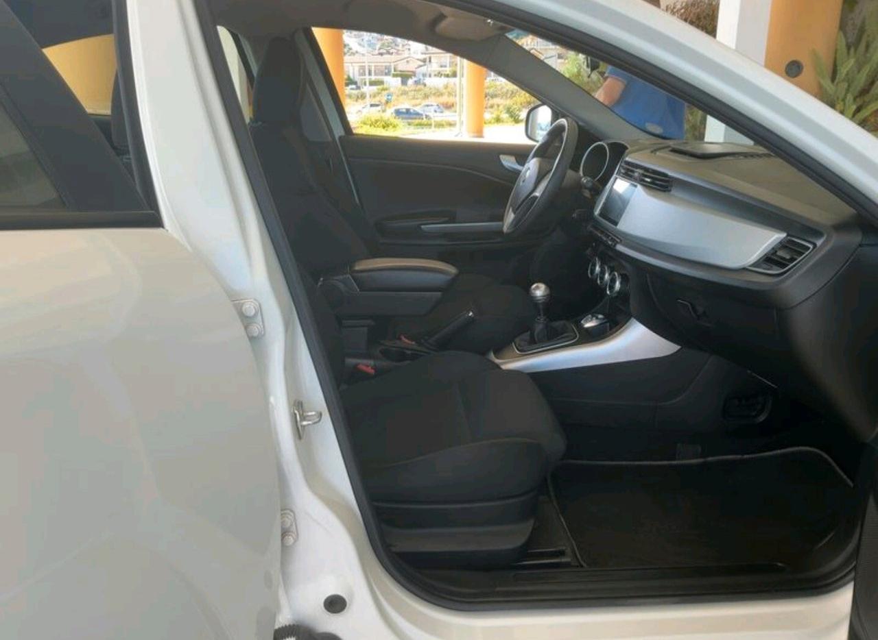 Alfa Romeo Giulietta 1.4 Turbo 105 CV Progression