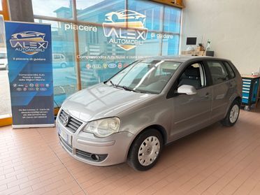 Volkswagen Polo 1.2benzina 64cv Neopatentati