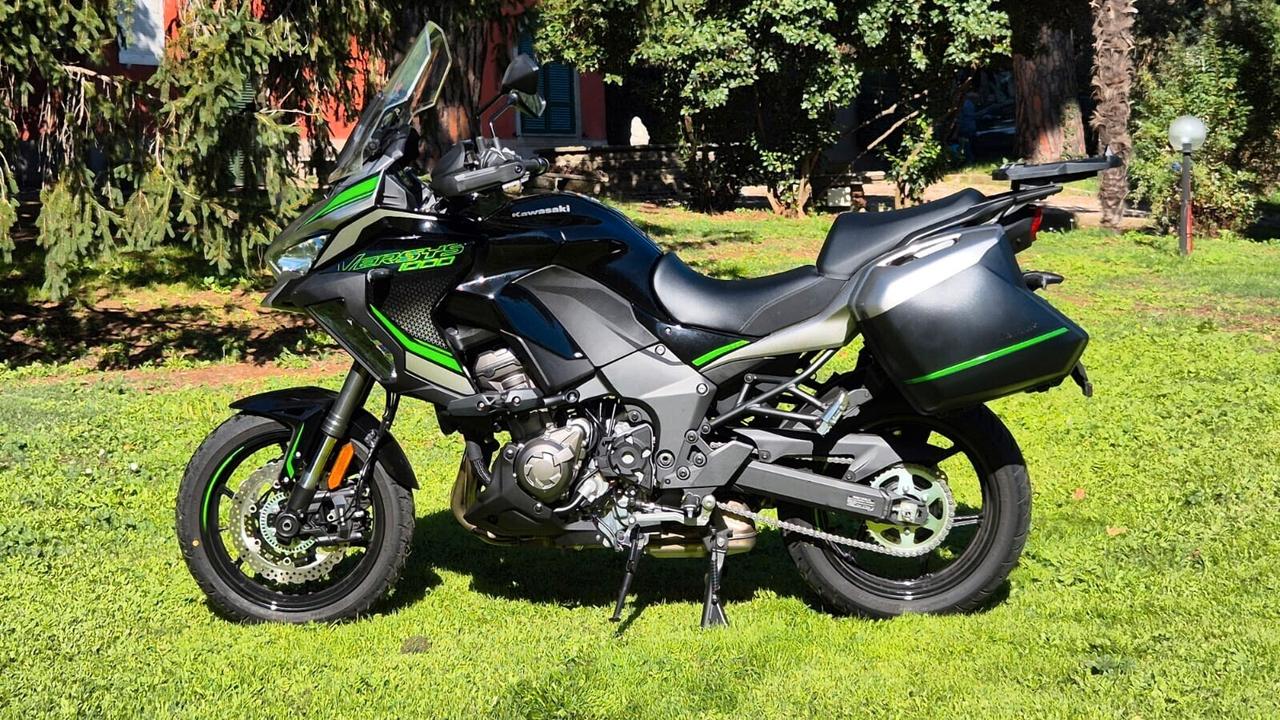 KAWASAKI VERSYS 1000 SE unipro' 2024 km362 leggi testo