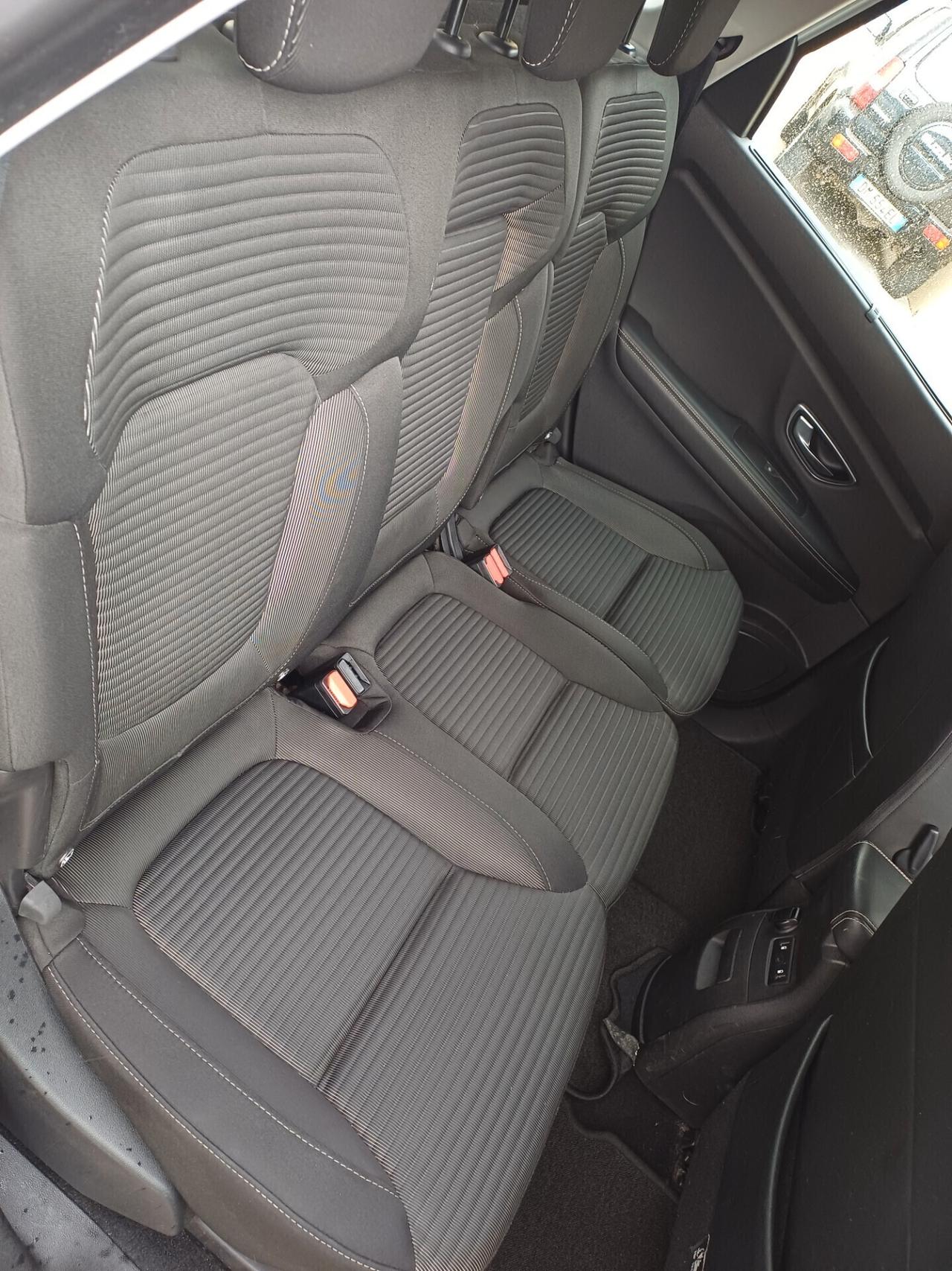 Renault Scenic Scénic dCi 8V 110 CV EDC Energy Intens