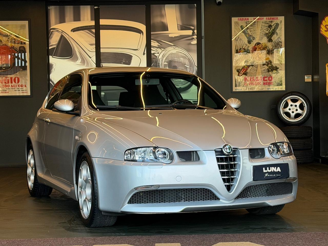 Alfa Romeo 147 3.2i V6 24V cat Selespeed 3 porte GTA