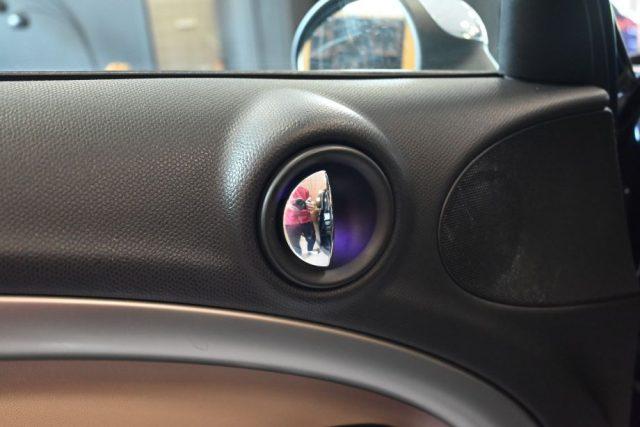 MINI Countryman 1.6 COOPER D 6M XENO TEL CRUISE 17"SENSORI PDC LED