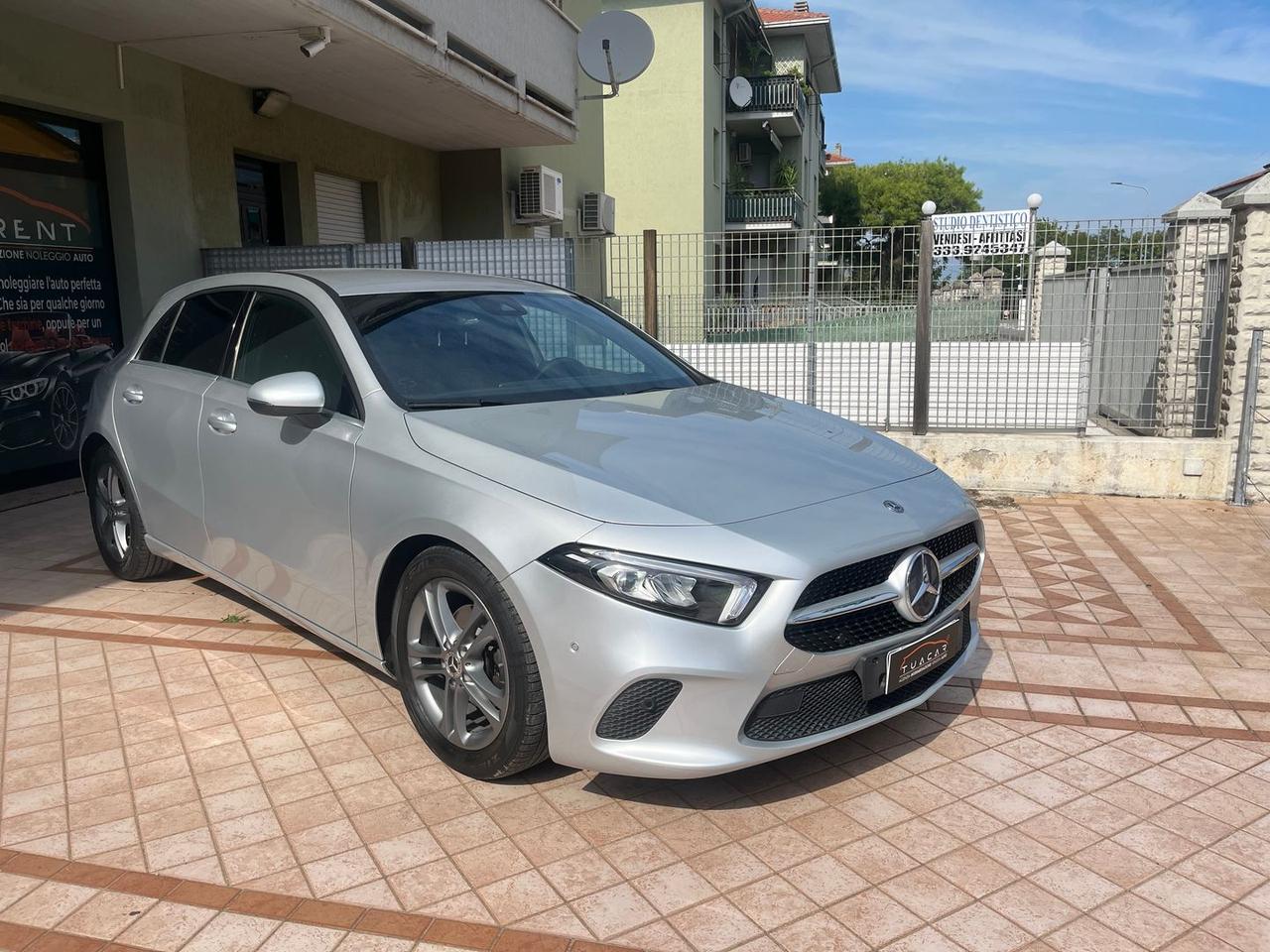 Mercedes-Benz A 180 PREMIUM #50060