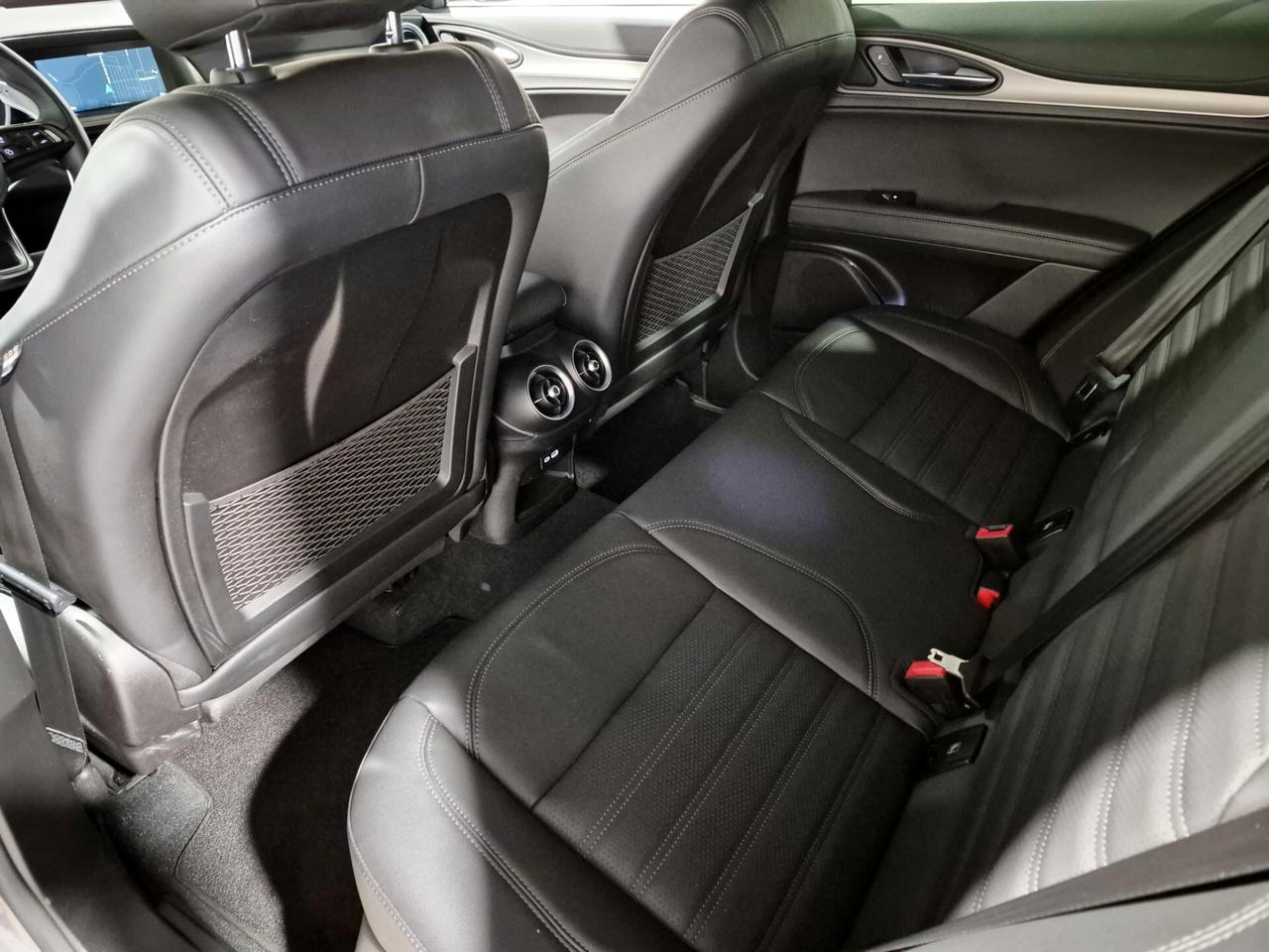 Alfa Romeo Stelvio VELOCE Q4 AT8 2.2 MTJ 210CV TOTAL BLACK C20"