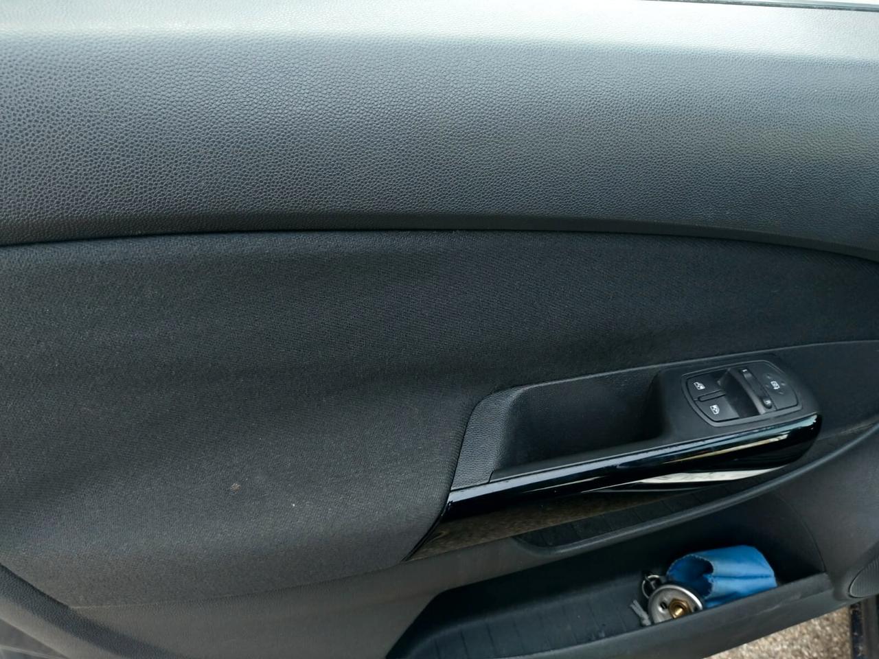 Opel Corsa 1.2 80CV 5 porte GPL-TECH Club