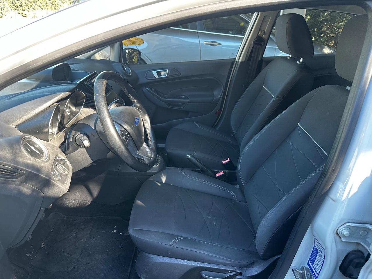 Ford Fiesta 1.2 60CV 5 porte Neopatentati