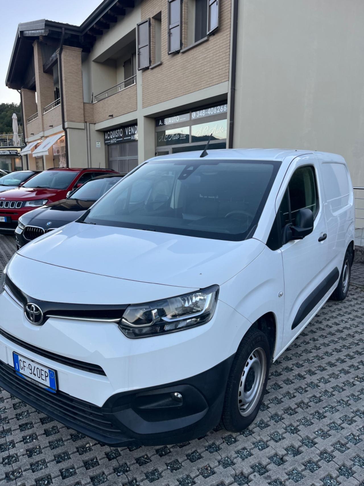 Toyota Proace 1.5D 105cv 3 posti