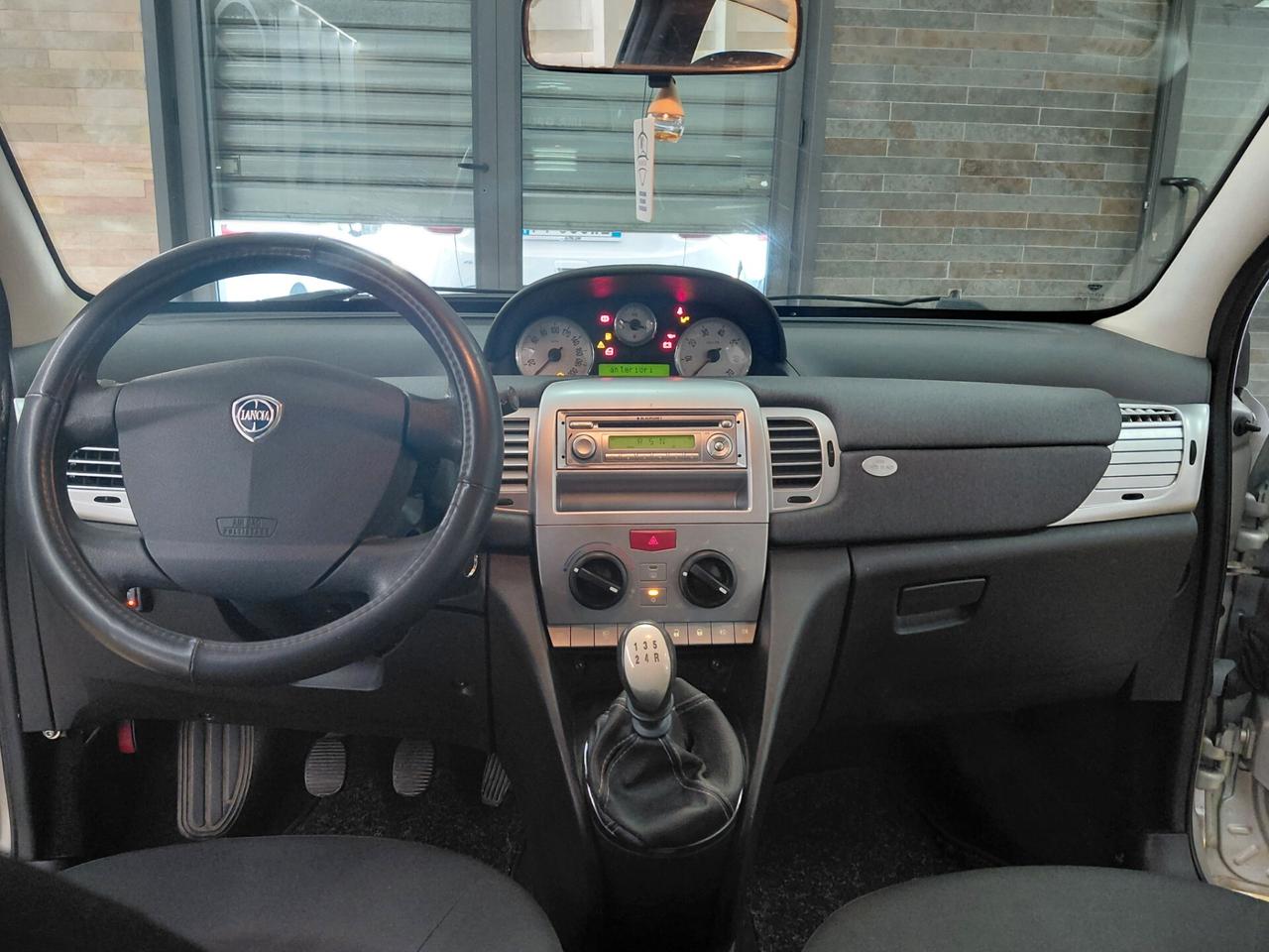 Lancia Ypsilon 1.4 Unyca Ecochic GPL