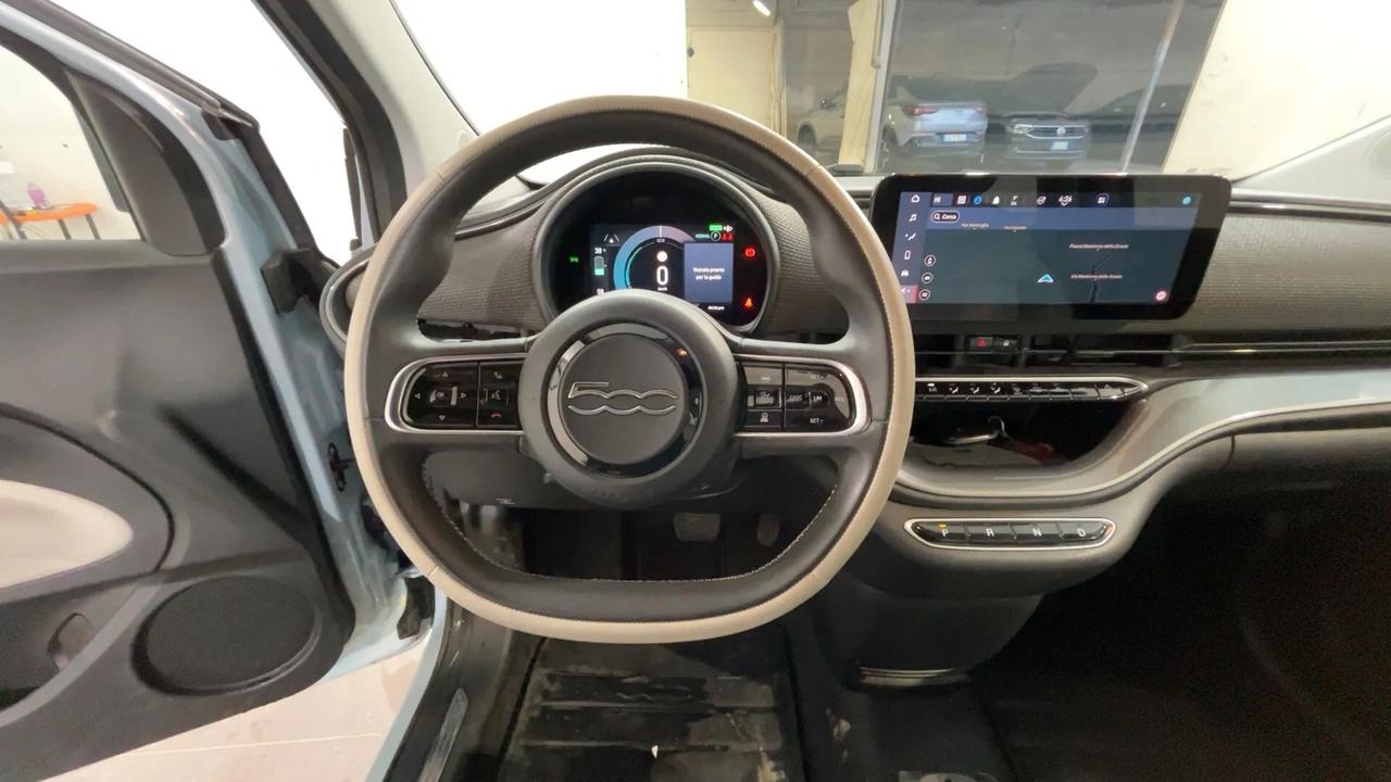 Fiat 500 500e Cabrio 42 kWh La Prima