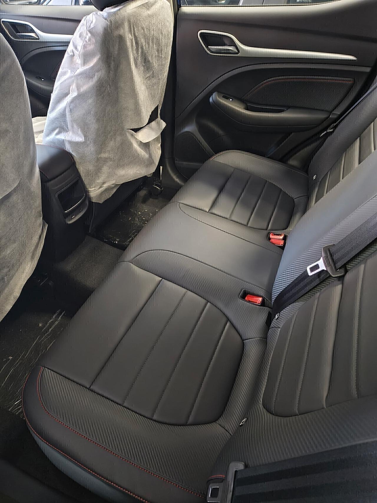 Mg ZS Classic 1.5 VTi-tech Luxury KM 0
