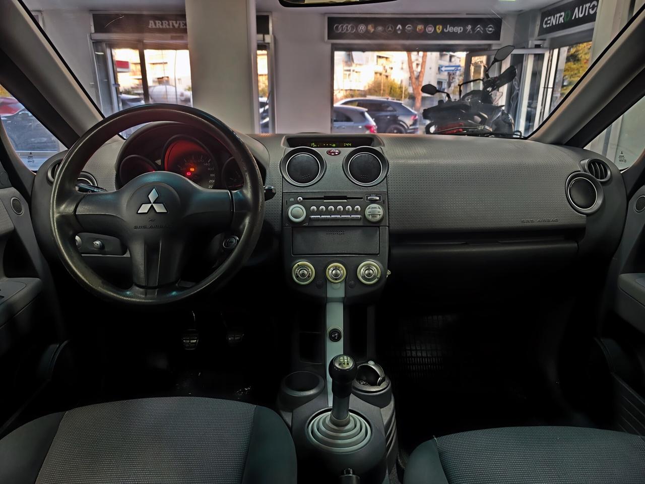 Mitsubishi Colt 1.1 75cv 12V 5p. Inform