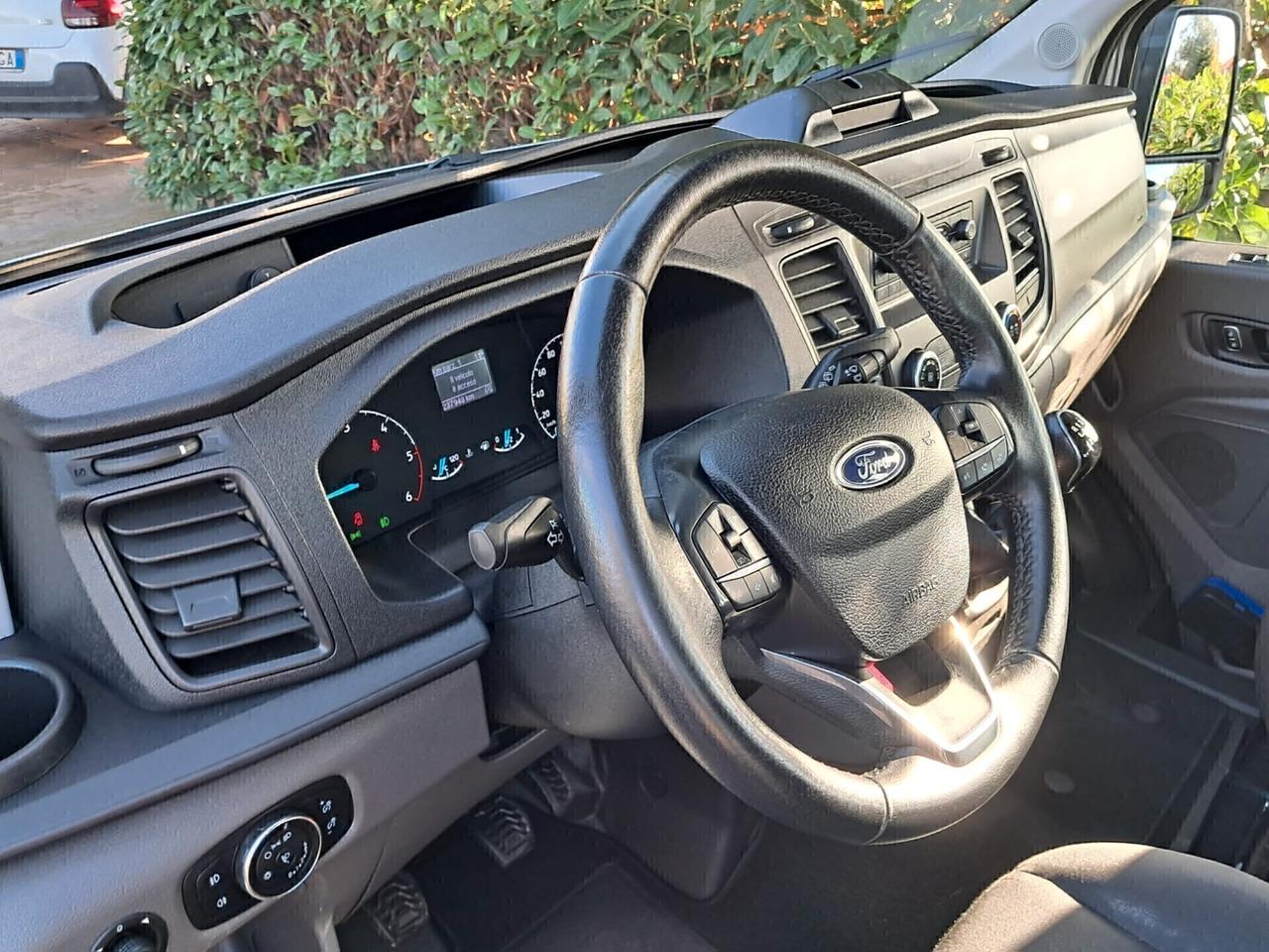 Ford Transit 2.0TDCi 130CV 9 posti DISABILI PEDANA ELETTROIDRAULICA