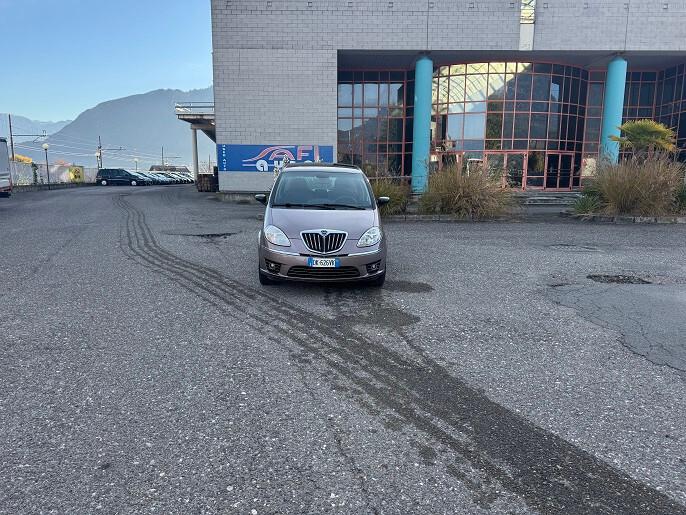 Lancia MUSA 1.4 16V Oro Plus