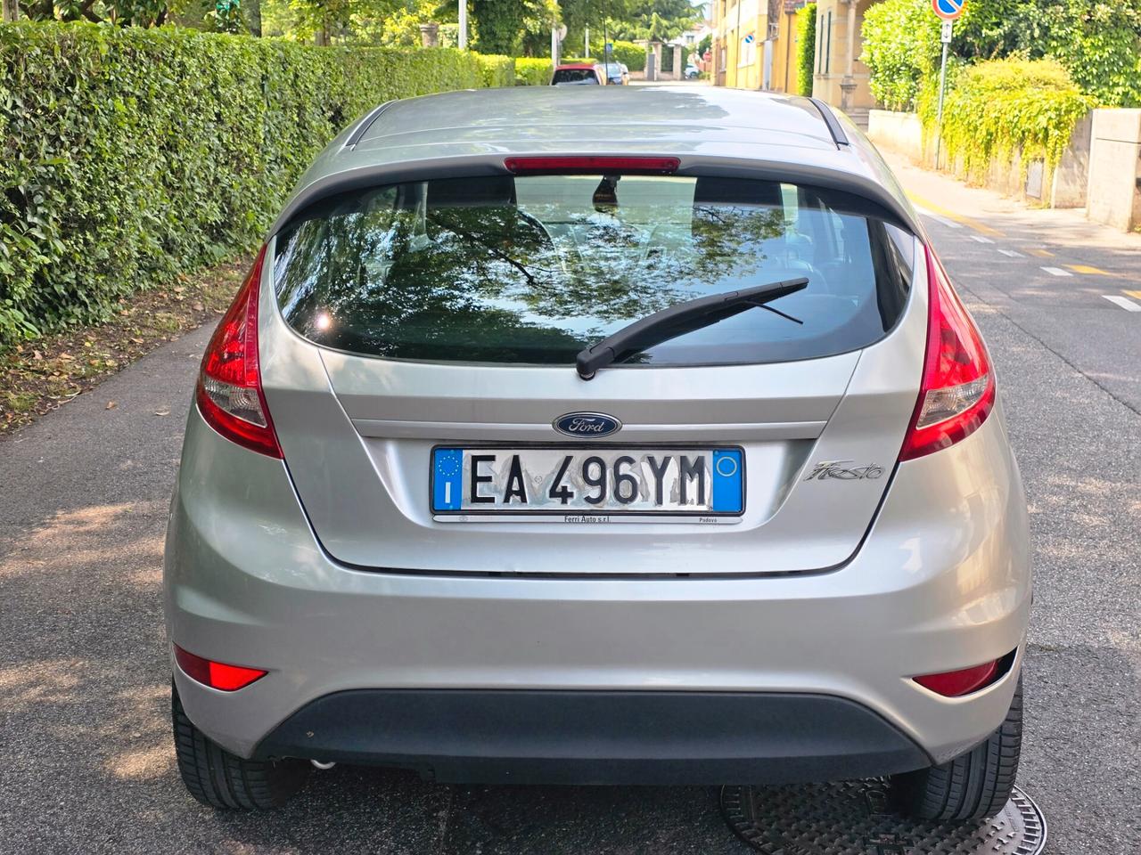 Ford Fiesta 1.2 82CV 3 porte Titanium - 2010