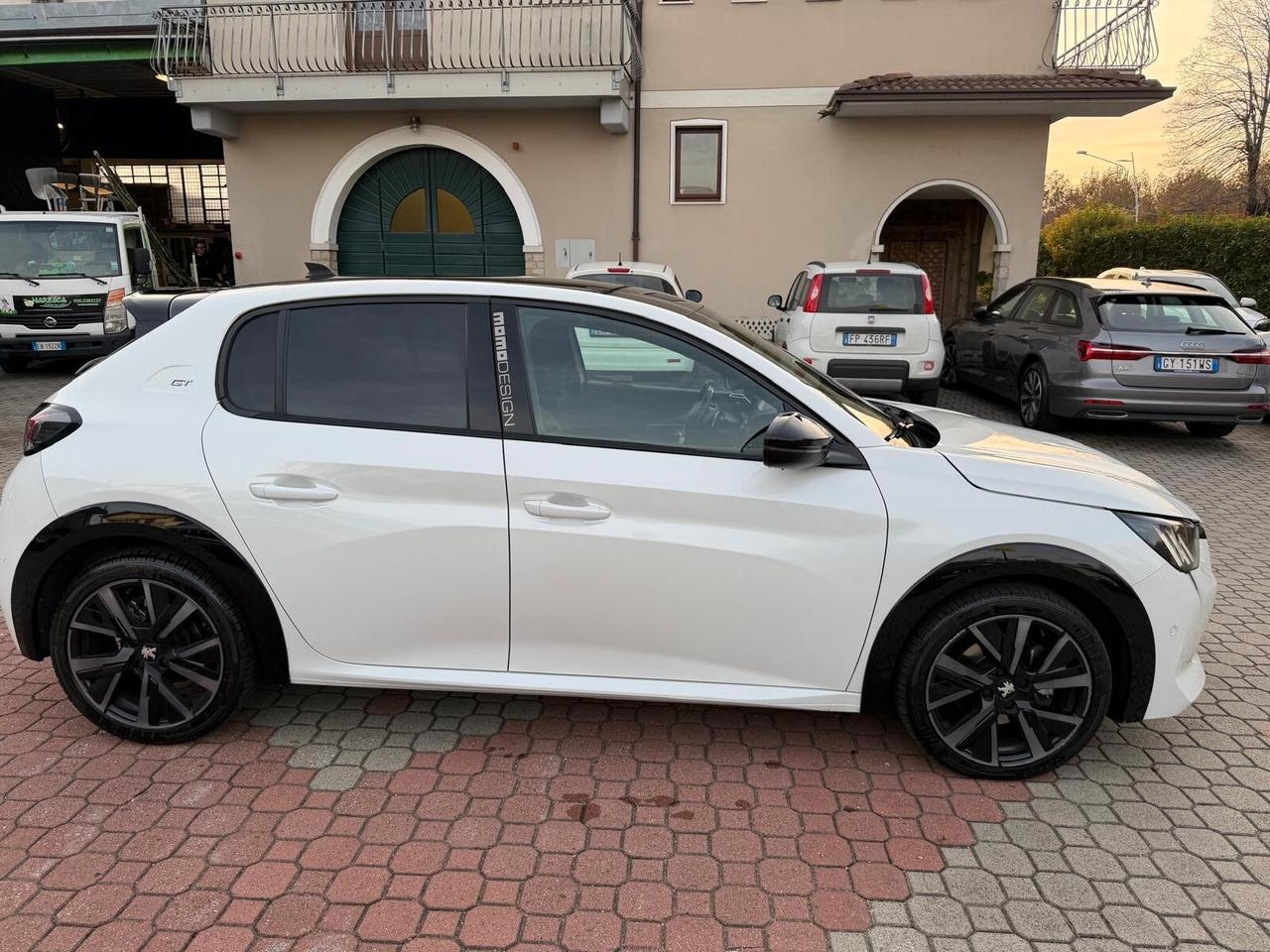 Peugeot 208 PureTech 130 Stop&Start EAT8 5 porte GT Pack