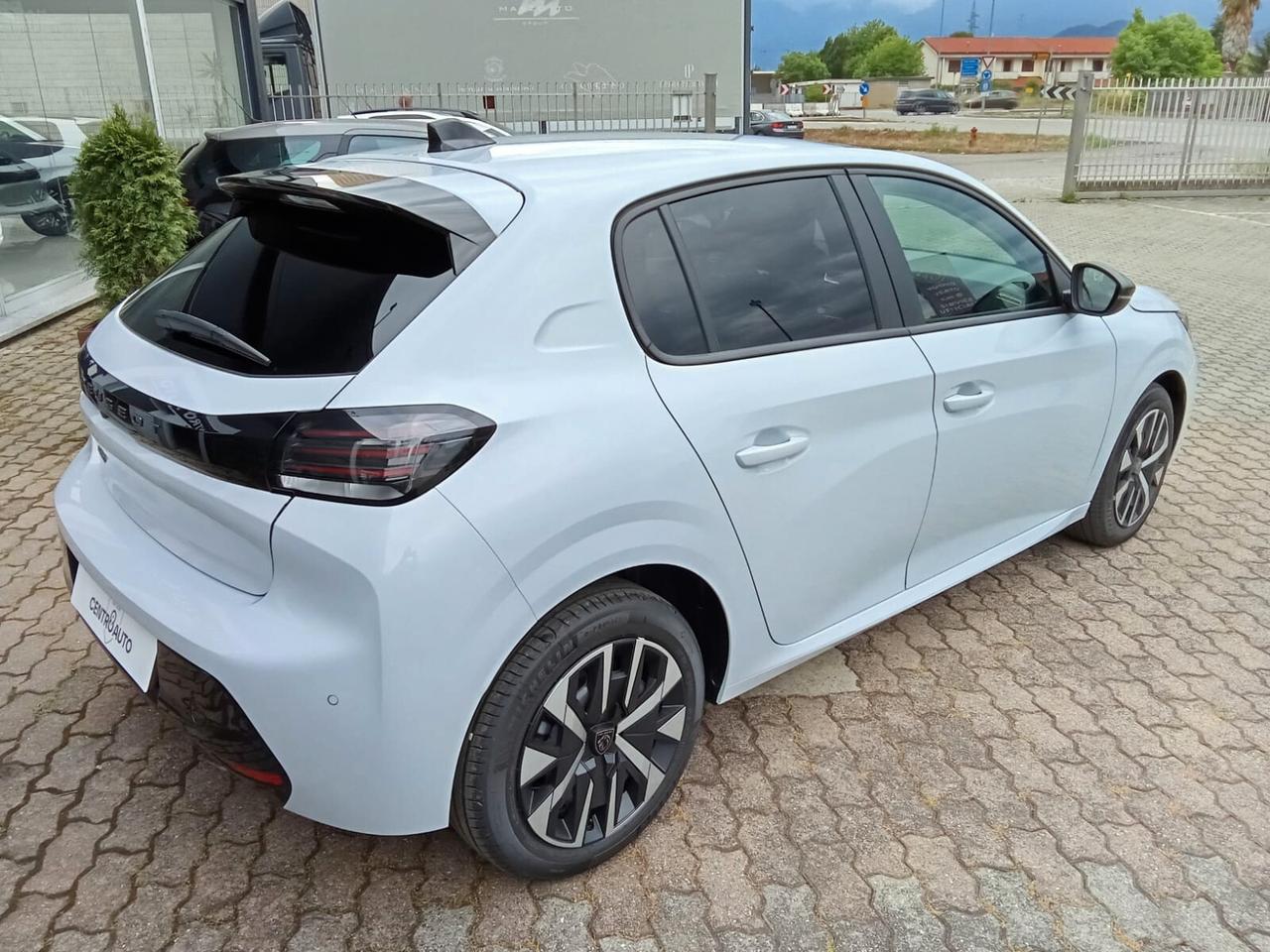 Peugeot 208 Business Turbo 100cv
