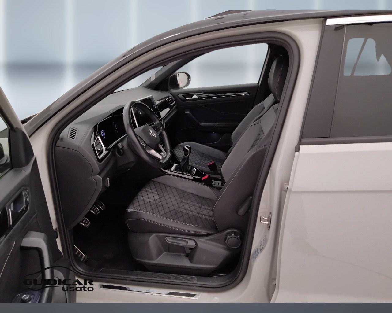 VOLKSWAGEN T-Roc I 2022 - T-Roc 1.0 tsi R-Line 110cv