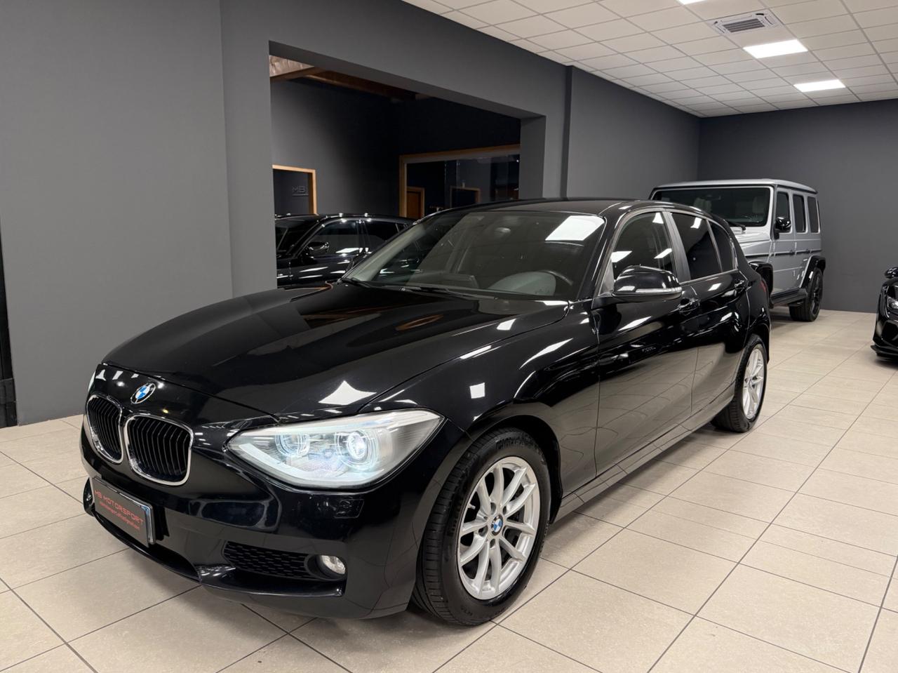 Bmw 118 118d 5p. Urban