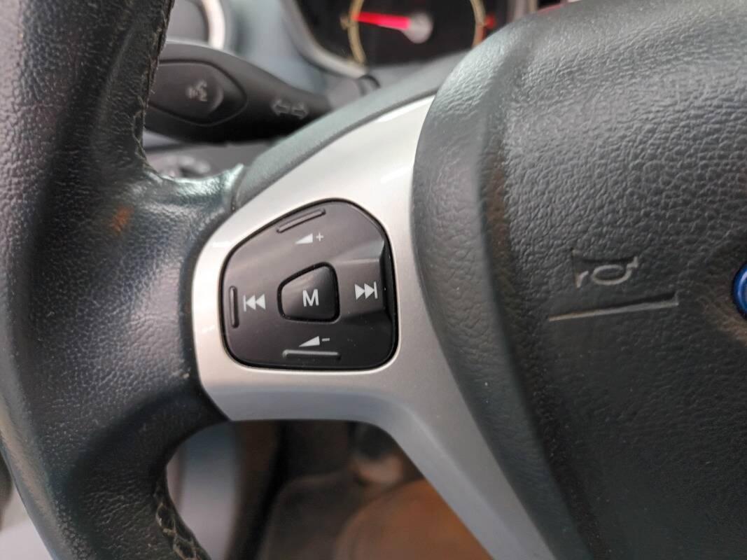 Ford Fiesta 1.4 16v 95cv Gpl 5p