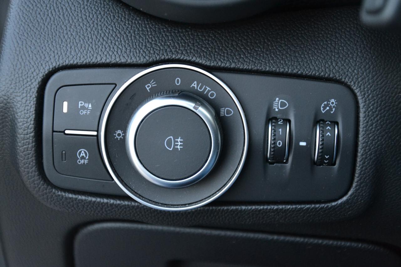 Alfa Romeo Giulia 2.2 160CV AT8 ROSSO EDIZIONE *PAD.F1-NAV-LED-TELEC