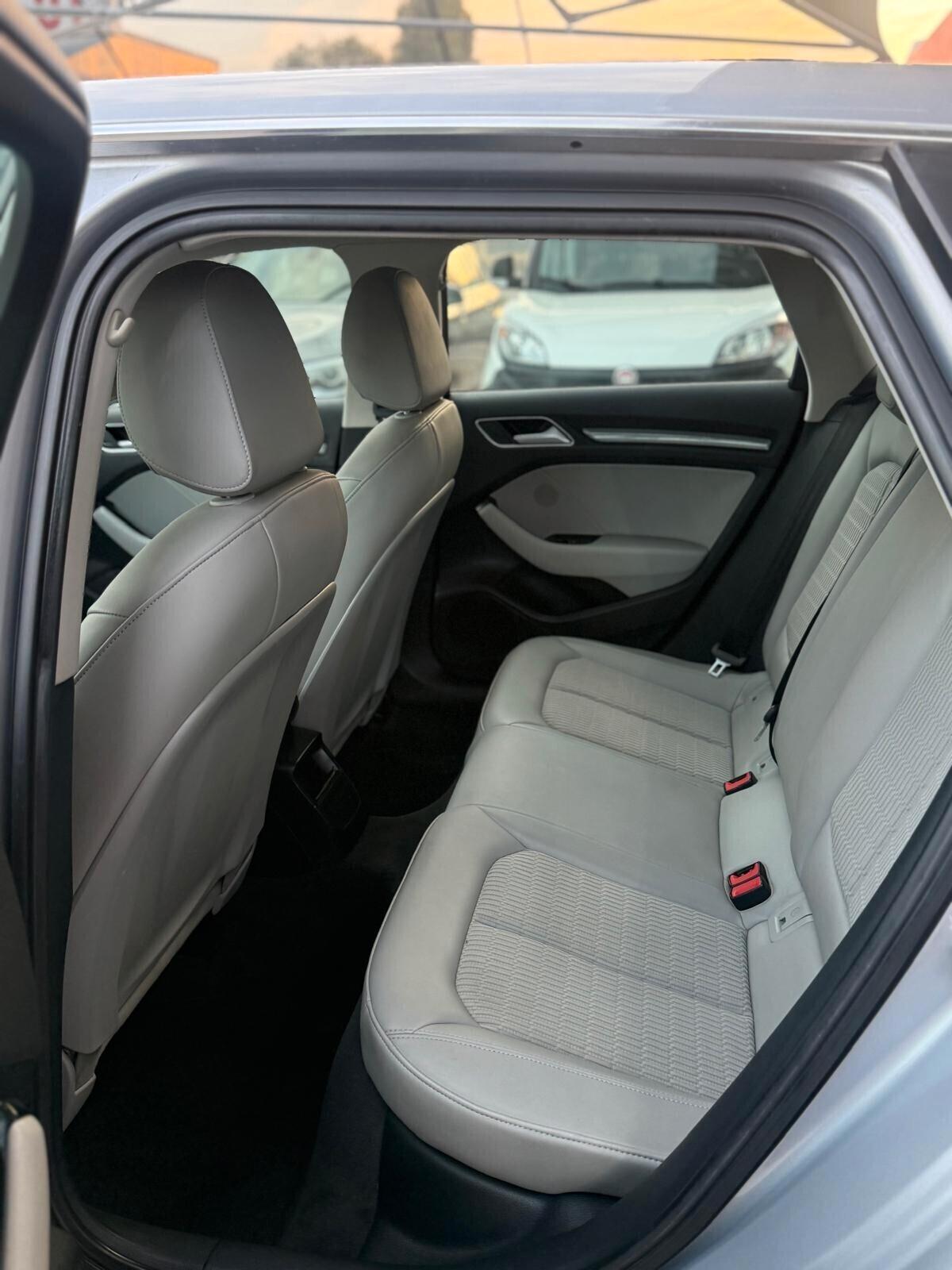 Audi A3 2.0 TDI 184 CV clean diesel quattro S tronic Ambiente