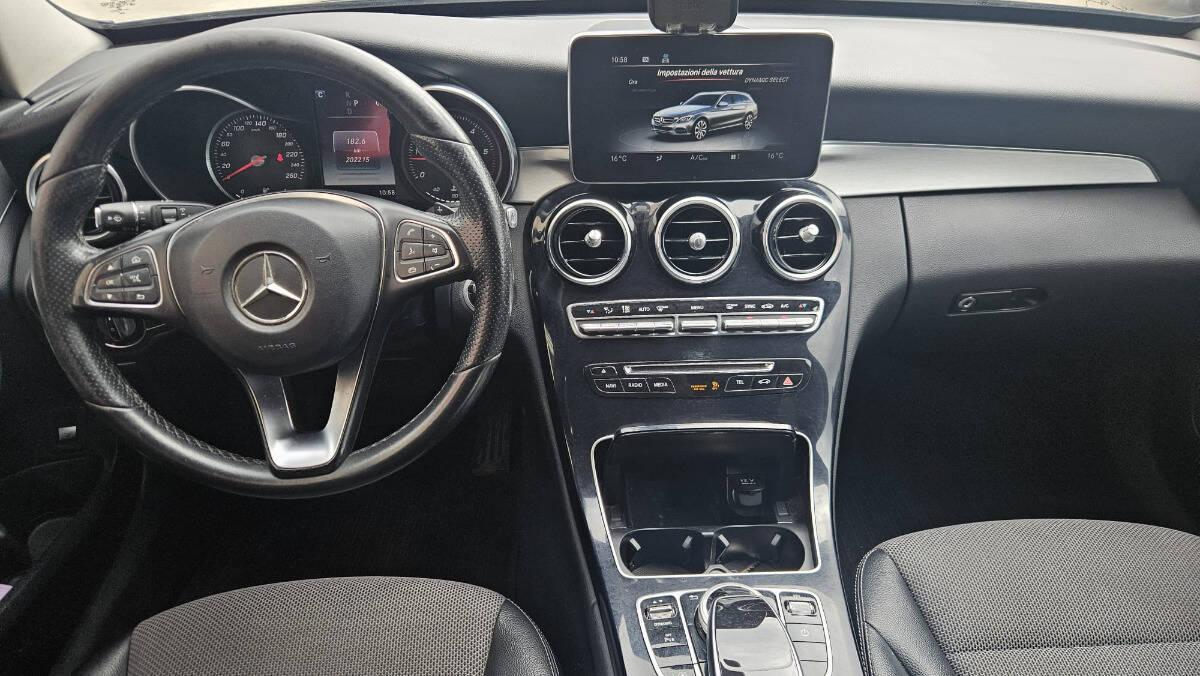 Mercedes Classe C 220 d Premium 4matic auto 9m AMG