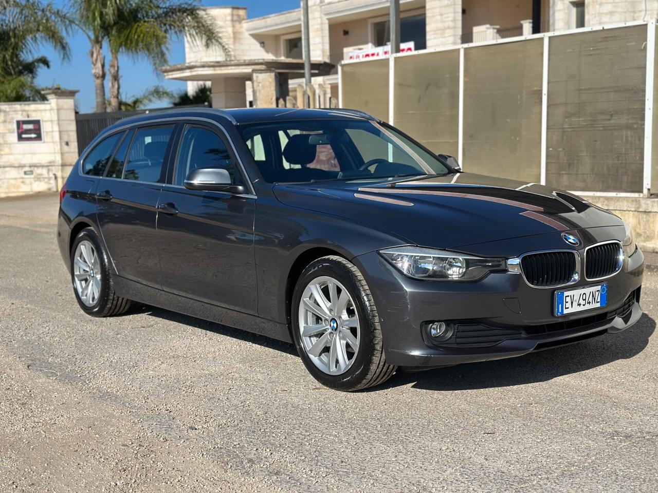 Bmw serie 3 318d Touring Business aut.