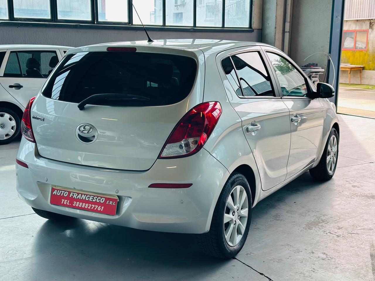 Hyundai i20 1.2 5p. Econext Sound Edition