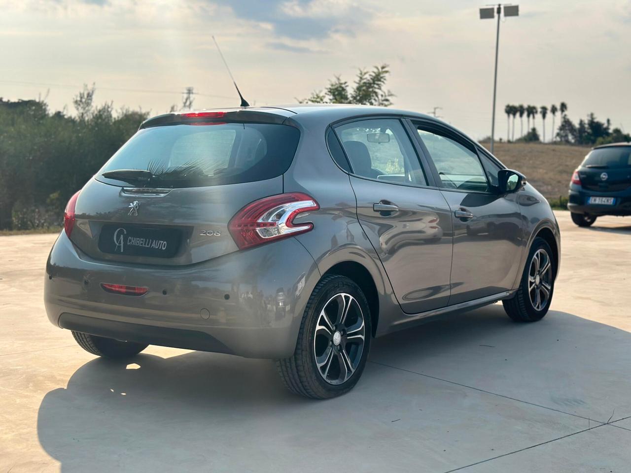 Peugeot 208 1.2 PureTech 82 CV Allure
