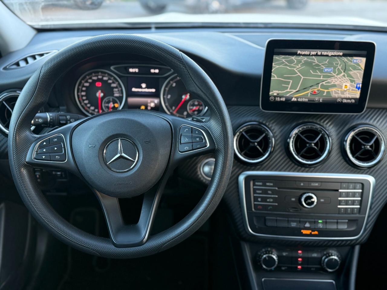 Mercedes-benz GLA 200 d Automatic 4Matic Premium