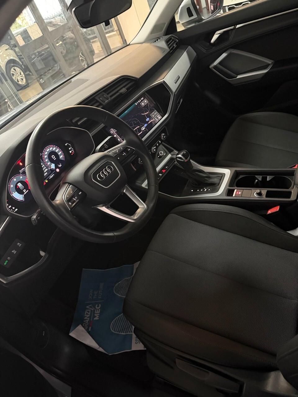 Audi Q3 SPB 35 TDI S tronic Business Plus