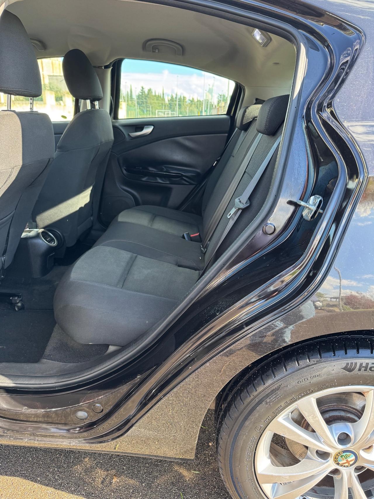 Alfa Romeo Giulietta 1.6 JTDm-2 105 CV Distinctive