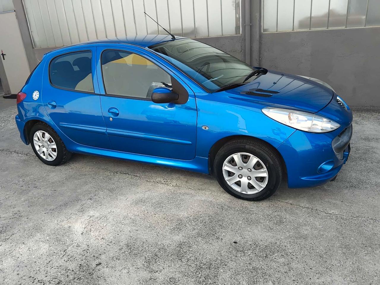 Peugeot 206 Plus 1.1 GPL