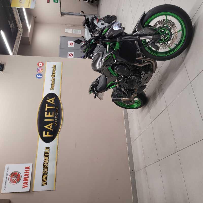 Kawasaki Z 900 - 2023