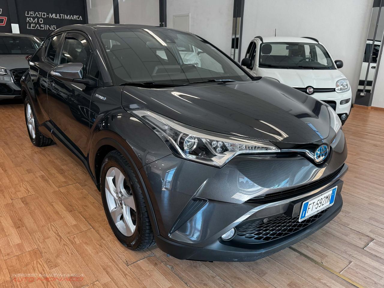 Toyota C-HR 1.8 Hybrid E-CVT 2018