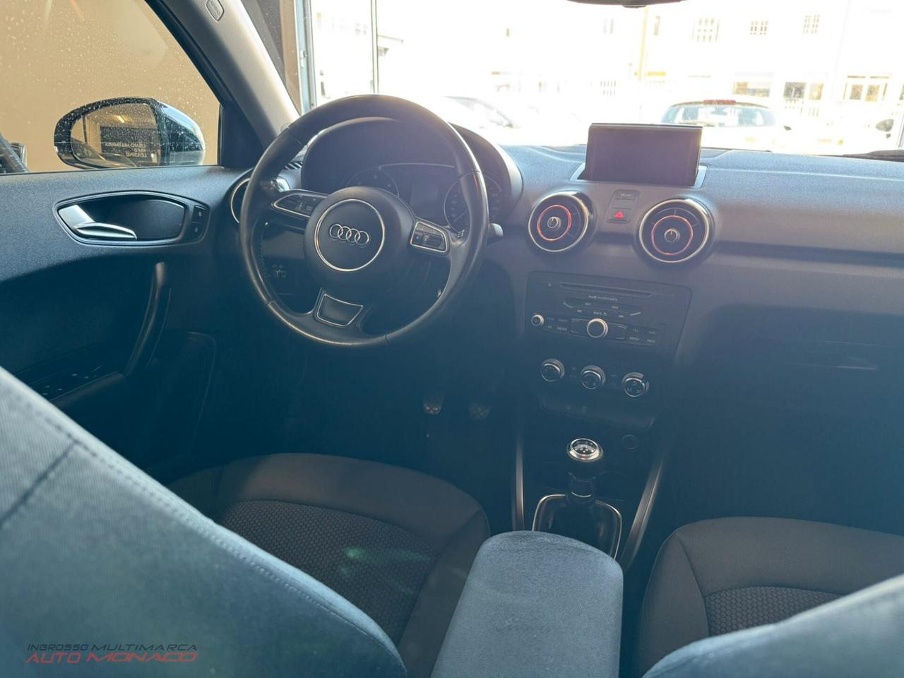 Audi A1 1.6 TDI 90cv S-line 2013