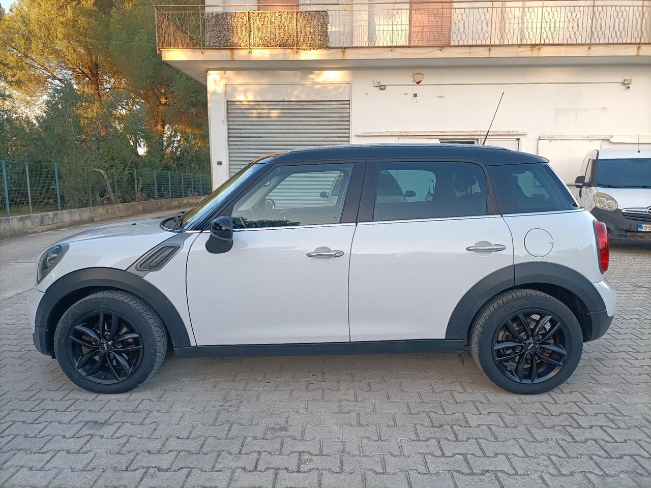 Mini Cooper Countryman 1.6 D *135.000km*