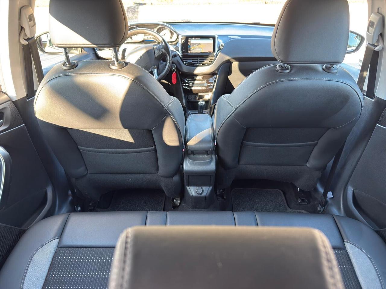 Peugeot 2008 1.6 e-HDi 92 CV Automatica Allure