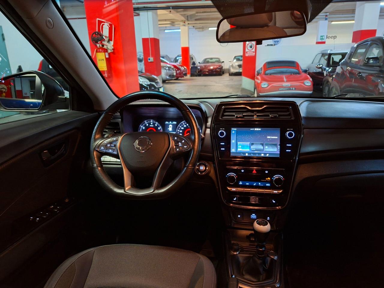 Ssangyong Tivoli 1.2 GDI Turbo PREMIUM 46000KM!!! C.LEGA 18" CLIMAAUT BT