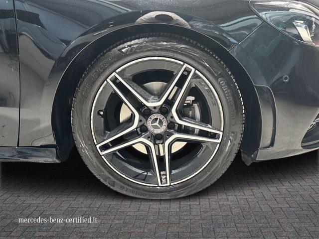 MERCEDES-BENZ B 180 d Automatic Premium