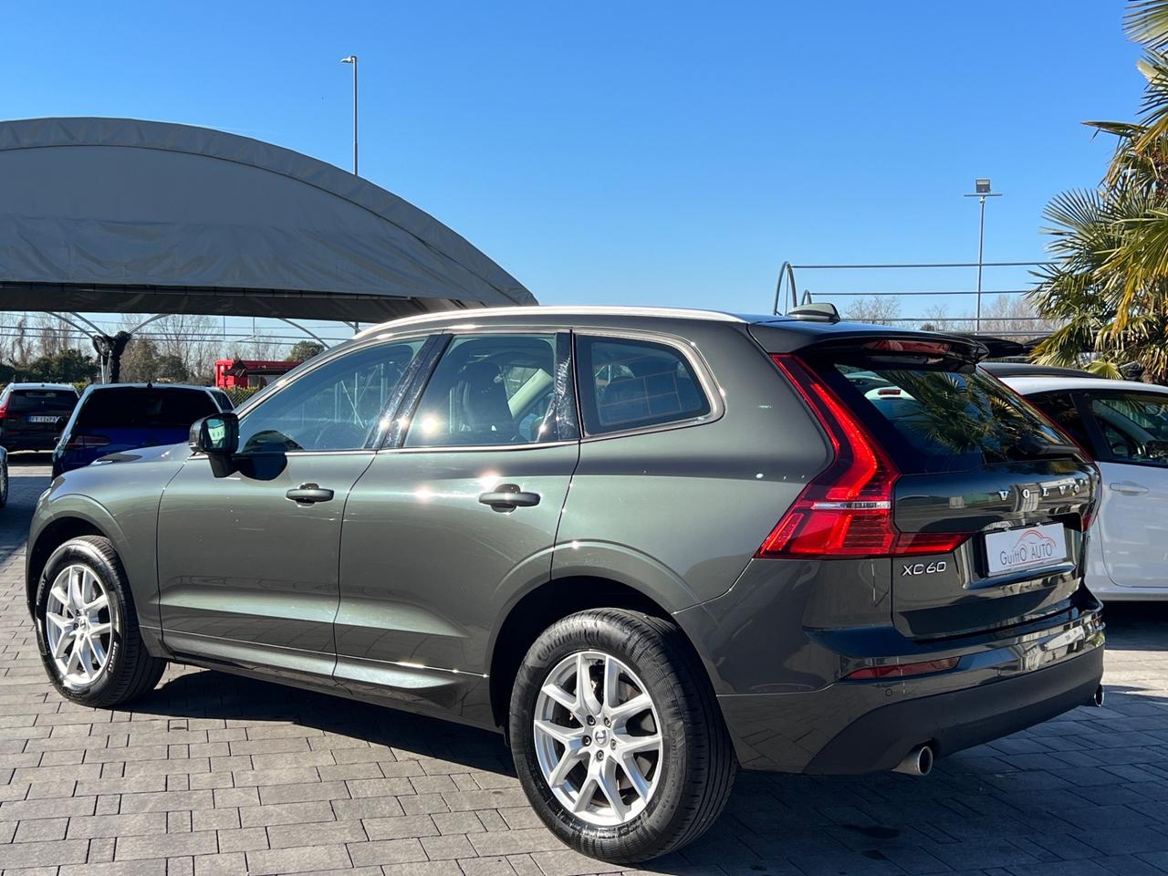 Volvo XC60 B4 (d) AWD Geartronic Momentum Pro