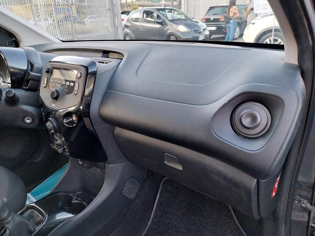 CITROEN C1 1.0 BENZINA 5 PORTE SHINE 2021