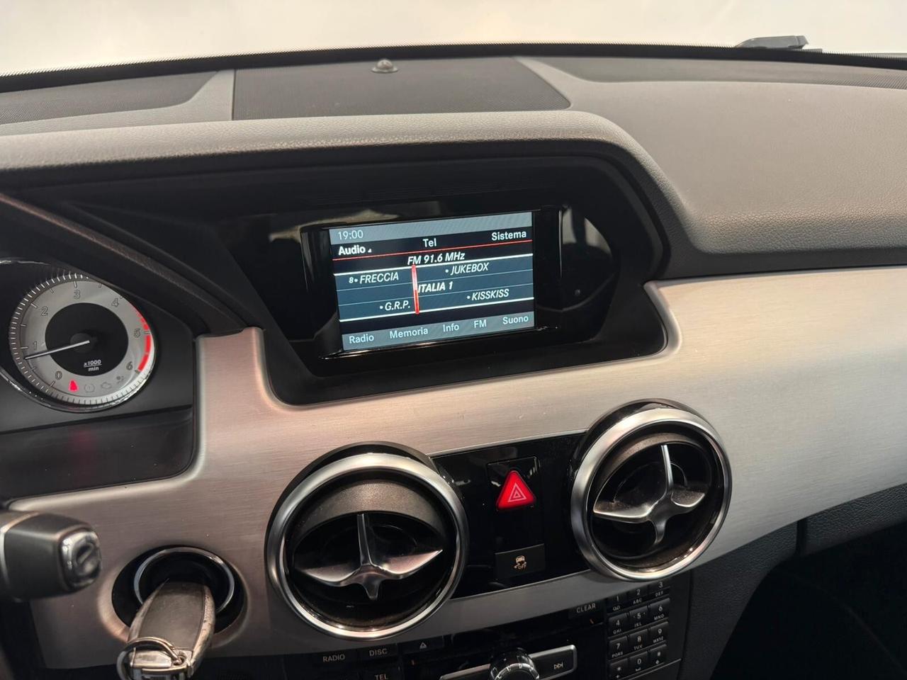 Mercedes-benz GLK 220 CDI Sport premium automatic full edition