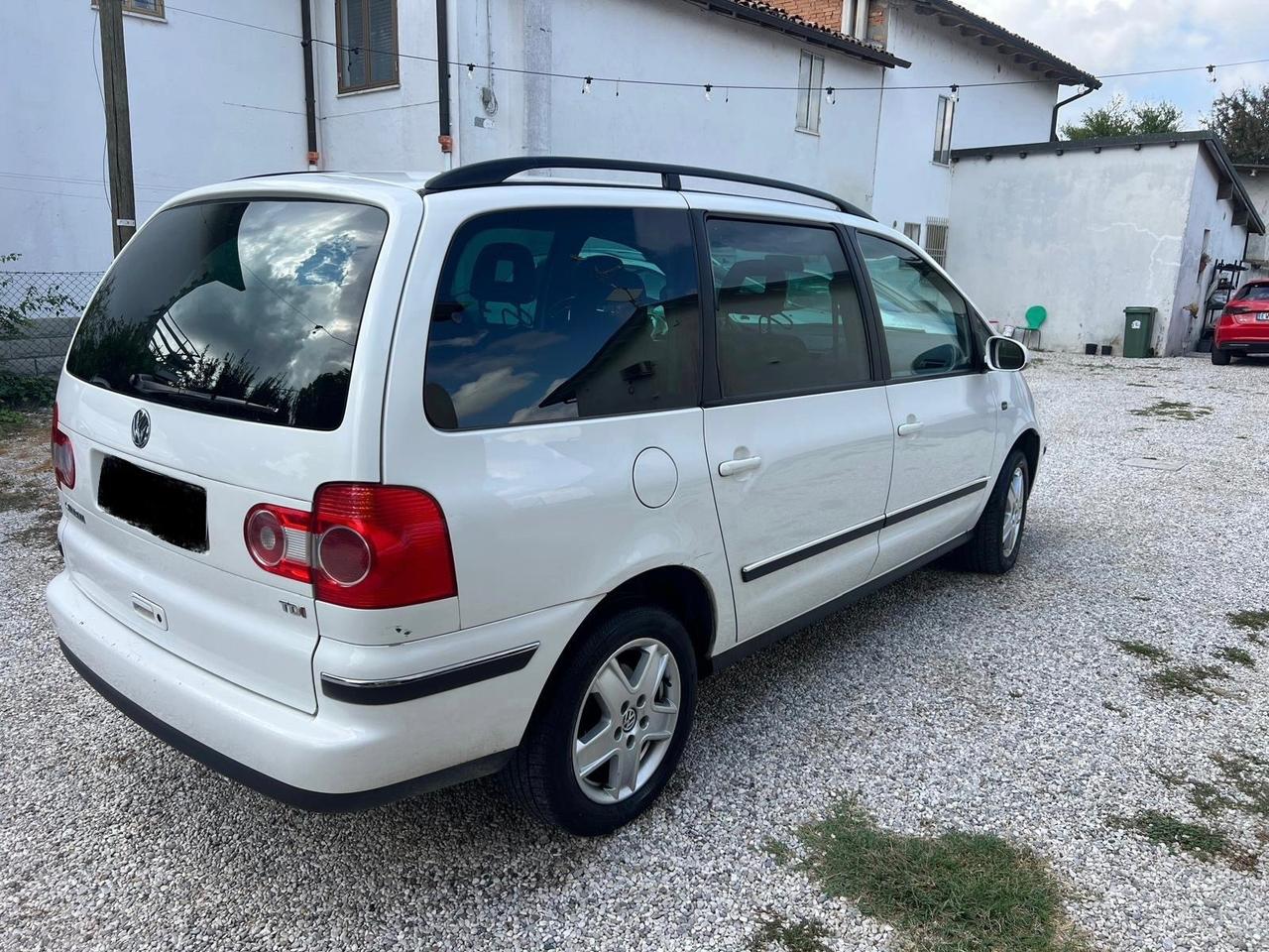 Volkswagen Sharan 1.9 TDI/115 CV cat Tipt. Trendline Nav.