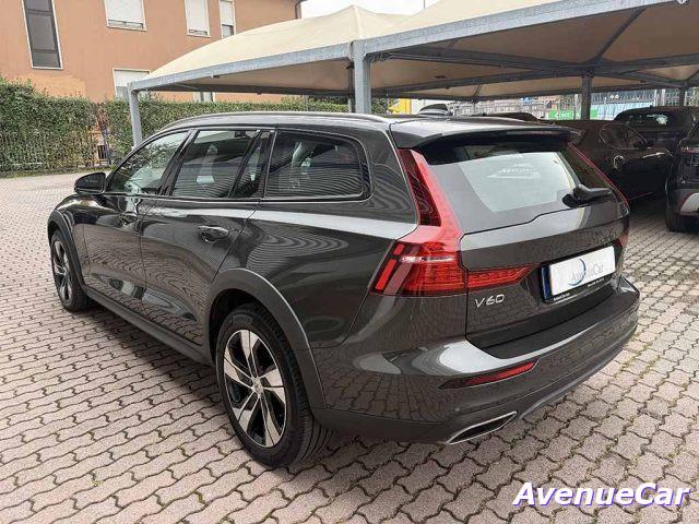 VOLVO V60 Cross Country 2.0 b4 awd Business Pro IVA ESP UNICO PROPRIETARIO